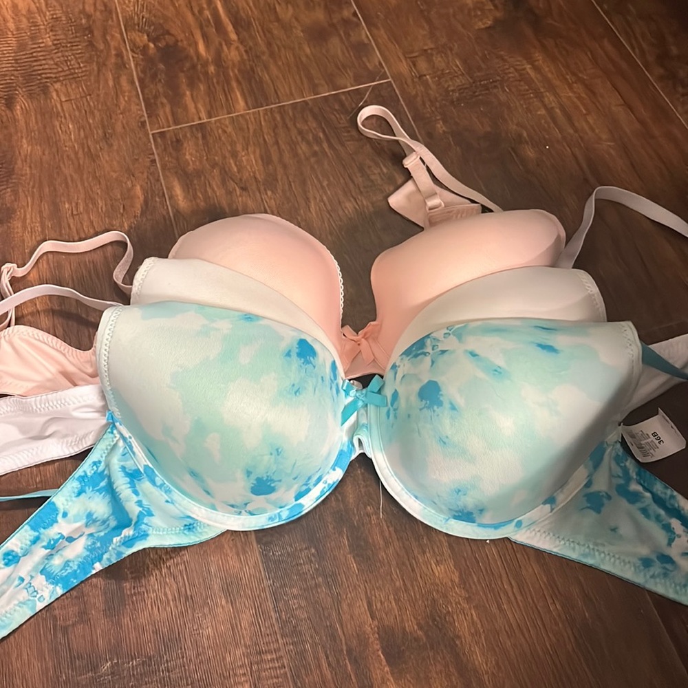 Bras, new *